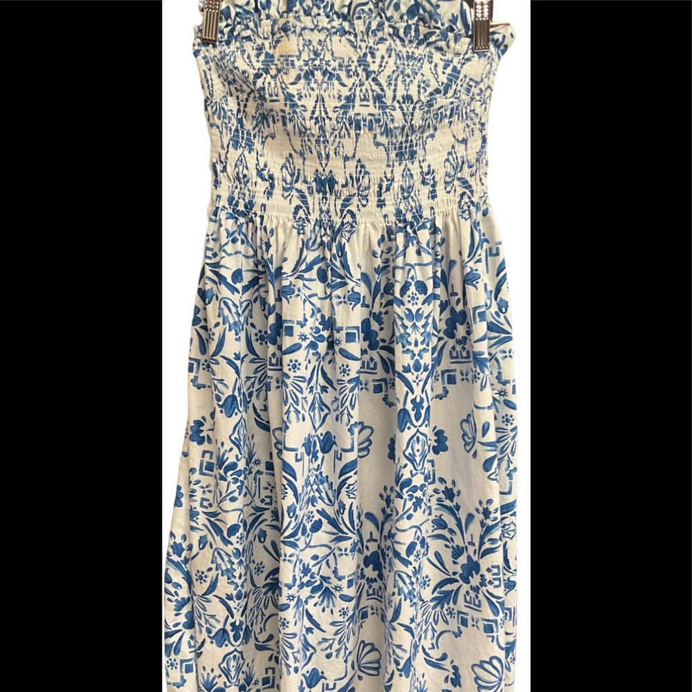 H&M Summer 2022 Blue and white strapless dress